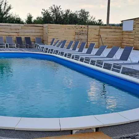 Hotel Borderline